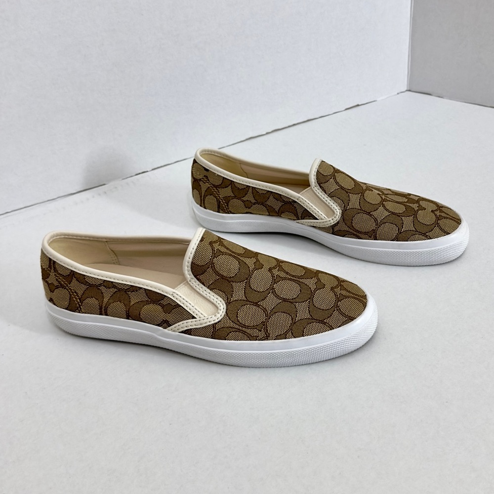 Coach Chrissy Signature Slip-On Sneakers Women’s 9.5 Athletic Fashion Shoes - Picture 6 of 16